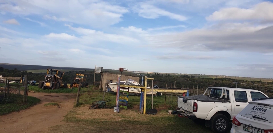 8 Bedroom Property for Sale in Uitenhage Rural Eastern Cape
